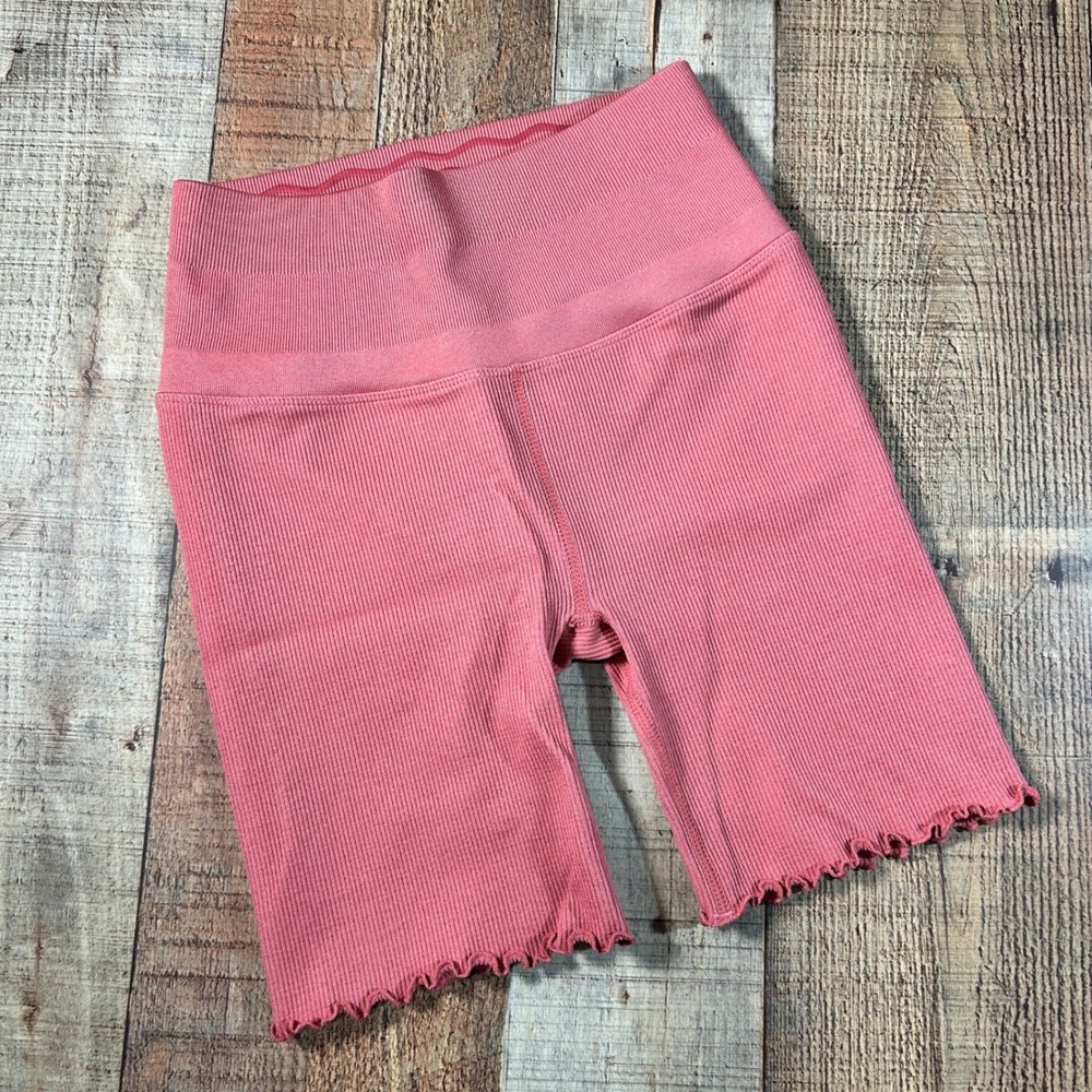 Spiritual Gangster Pink Ribbed Seamless Biker Shorts Lettuce Edge High Rise XS/S
